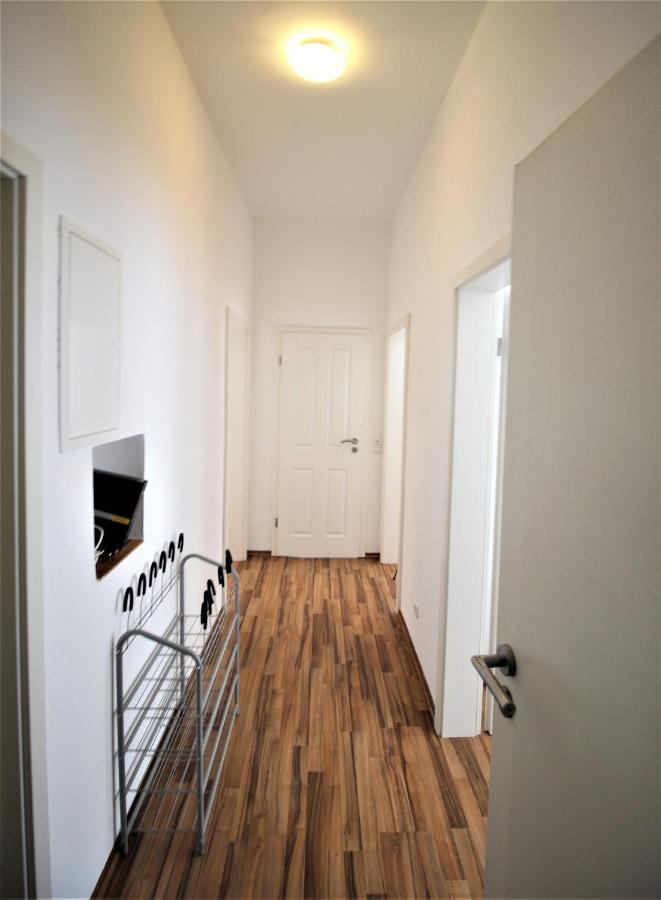 ➤Private Room - Heart Of Downtown With Terrace เวิร์ซบวร์ก ภายนอก รูปภาพ