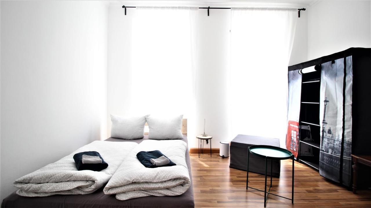 ➤Private Room - Heart Of Downtown With Terrace เวิร์ซบวร์ก ภายนอก รูปภาพ